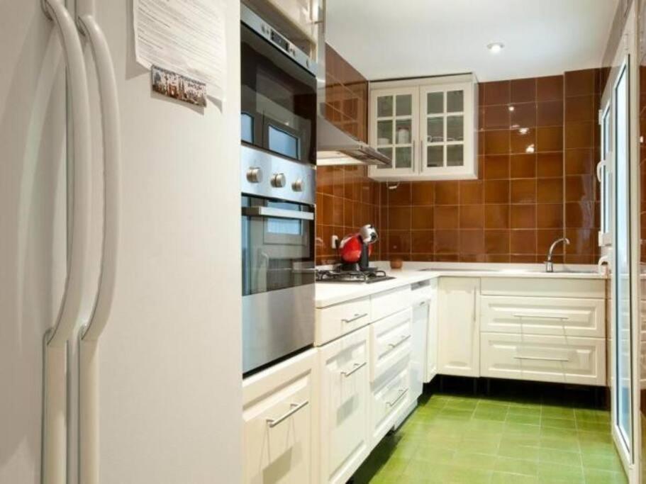 Modern Apartment Close To The Camp Nou Stadium Barcelona Exterior foto